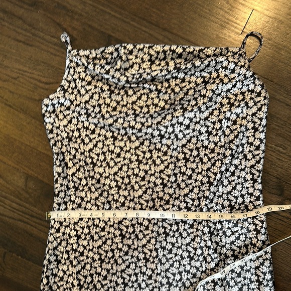 Bebe Black and White Slip Midi Dress for Wedding Guest NEW NWT Large L - Picture 6 of 7